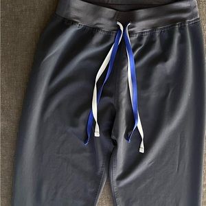 Like new women's Night Sky Livingston™ High Waist - Medium Classic Scrub Pants.